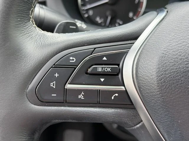 Used 2020 White INFINITI ESSENTIAL AWD image 25