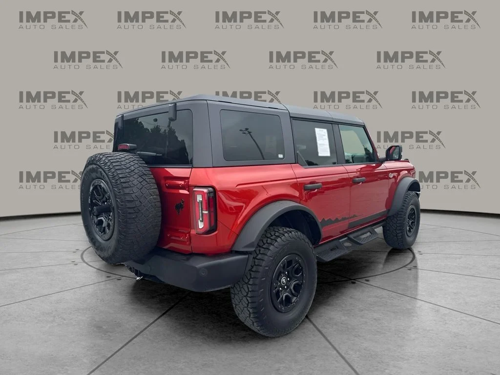Used 2023 Red Ford Wildtrak image 2