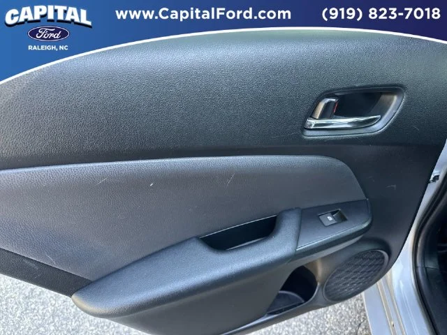 Used 2018 Silver Toyota Two image 17