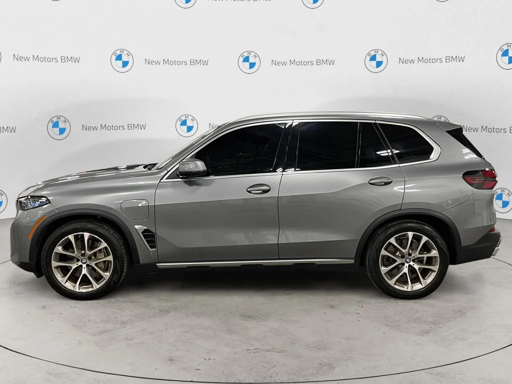 Used 2025 Gray Metallic BMW xDrive50e image 2