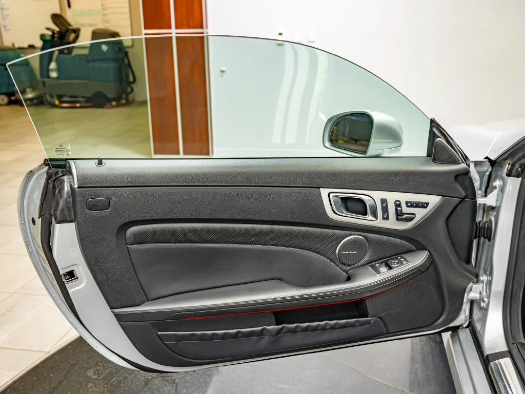 Used 2013 Silver Mercedes-Benz SLK 250 image 26