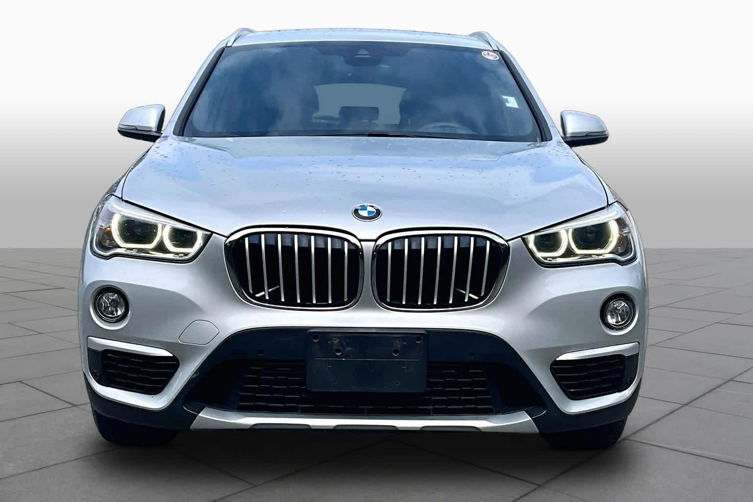 Used 2016 Alpine White BMW xDrive28i image 4