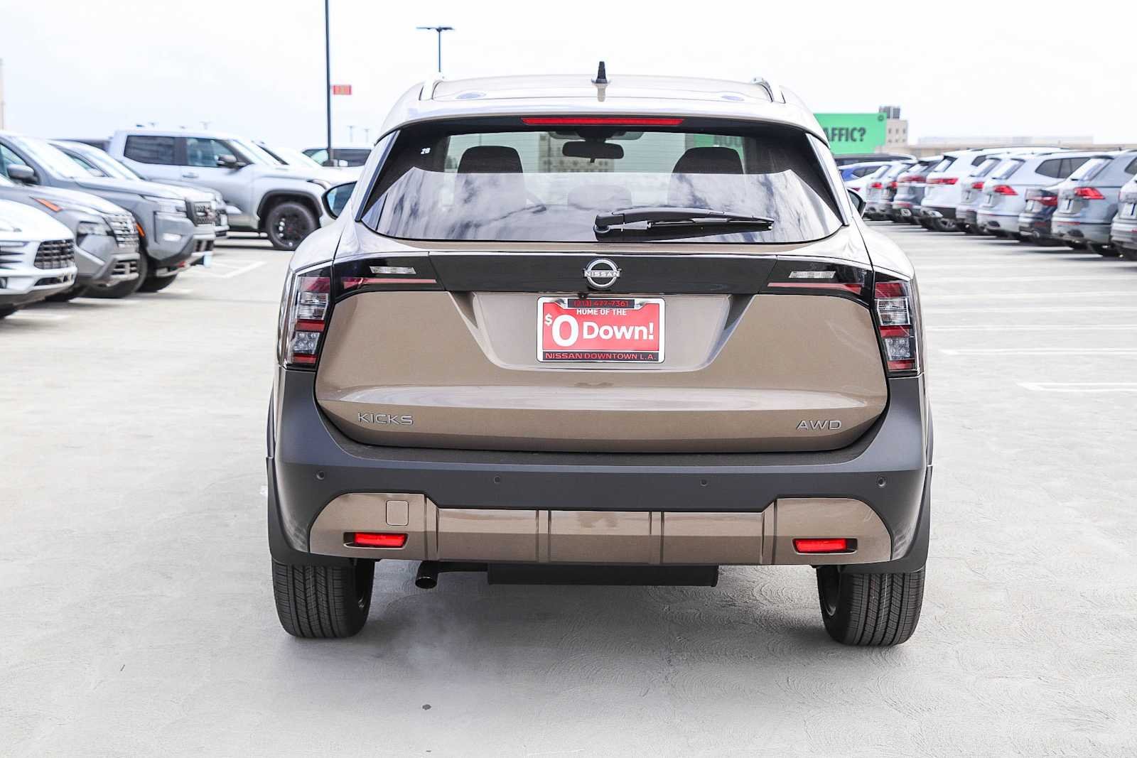 New 2027 Canyon Bronze Metallic Nissan SR image 7