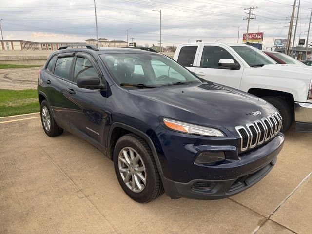 Used 2015 Jeep Cherokee Sport with VIN 1C4PJLAB0FW671476 for sale in Bloomington, IL