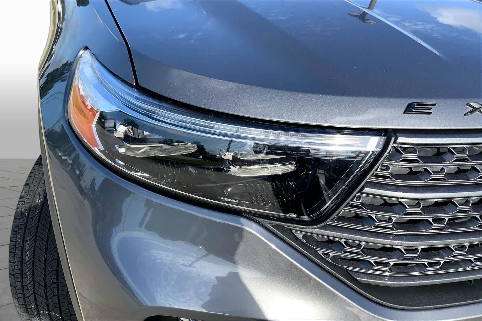 Used 2021 Carbonized Gray Metallic Ford XLT image 26