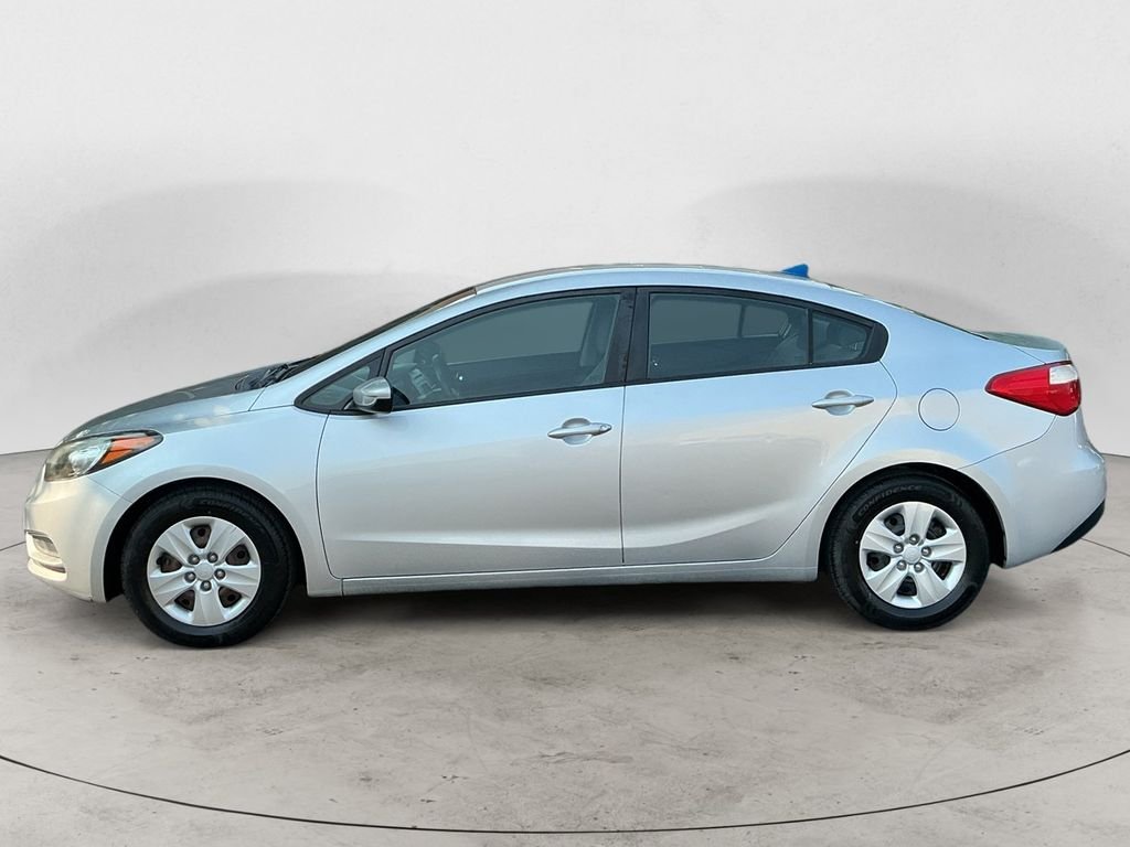 Used 2015 Silver Kia LX image 8