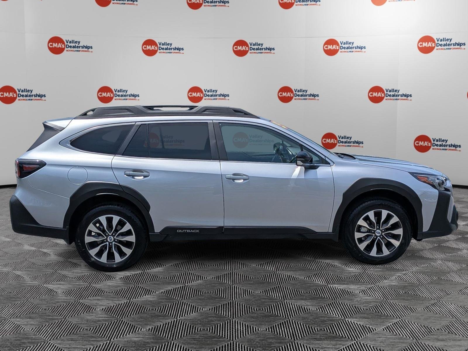 Certified Used 2025 Ice Silver Metallic Subaru Limited image 4