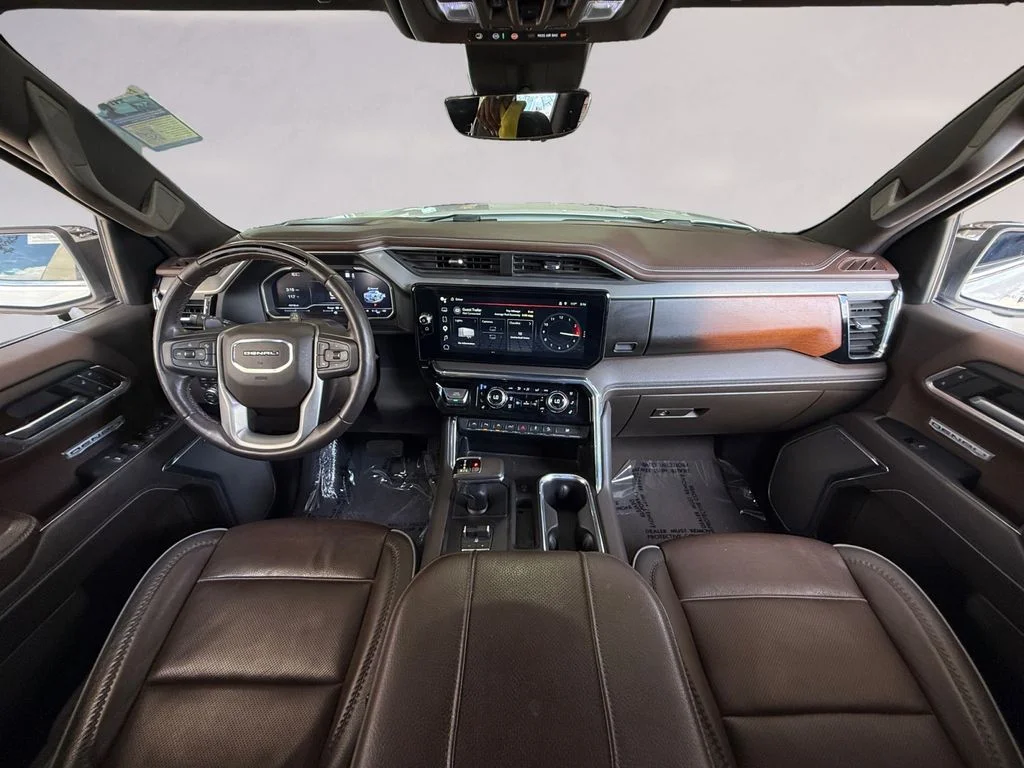 Used 2024 White GMC Denali image 12