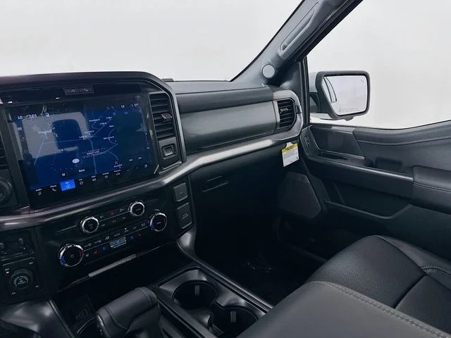 New 2026 Oxford White Ford Lariat image 24