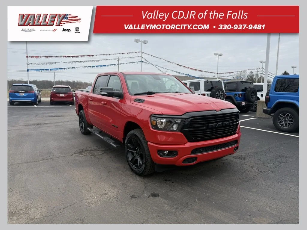 2021 RAM 1500 Big Horn/Lone Star 4x4 Crew Cab 5'7's photo