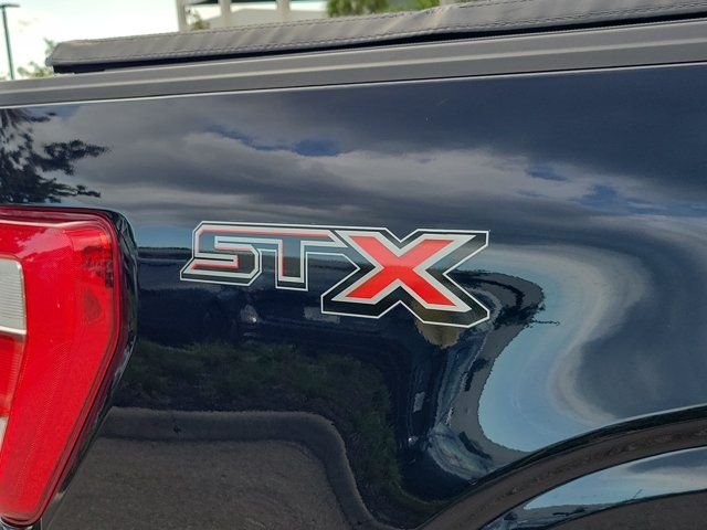 Used 2023 Blue Metallic Ford XL image 9