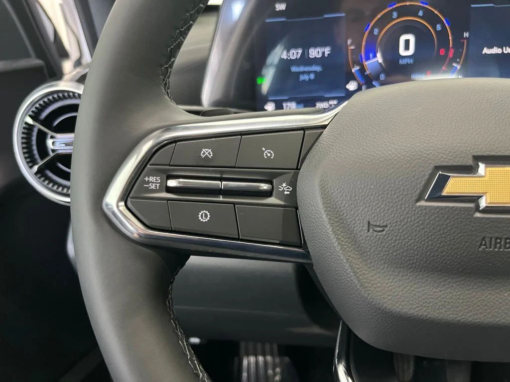 New 2026 White Chevrolet LT image 6