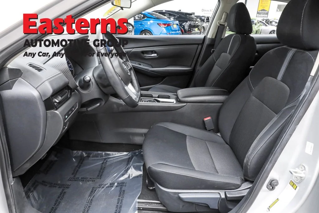 Used 2023 Silver Nissan SV image 14