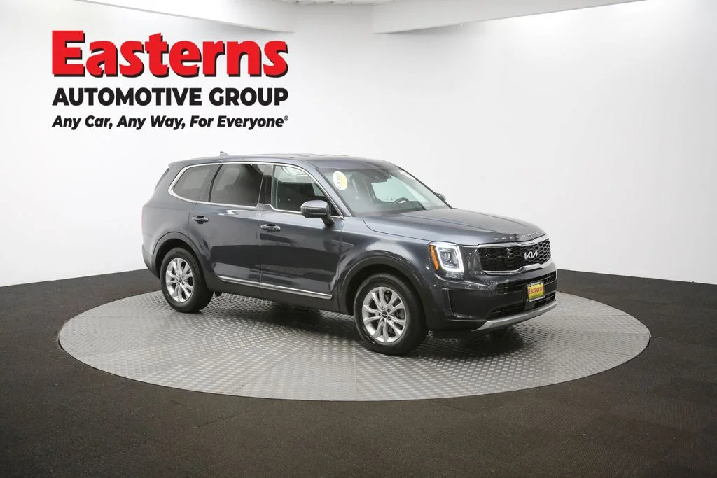 Used 2022 Gray Kia LX image 49