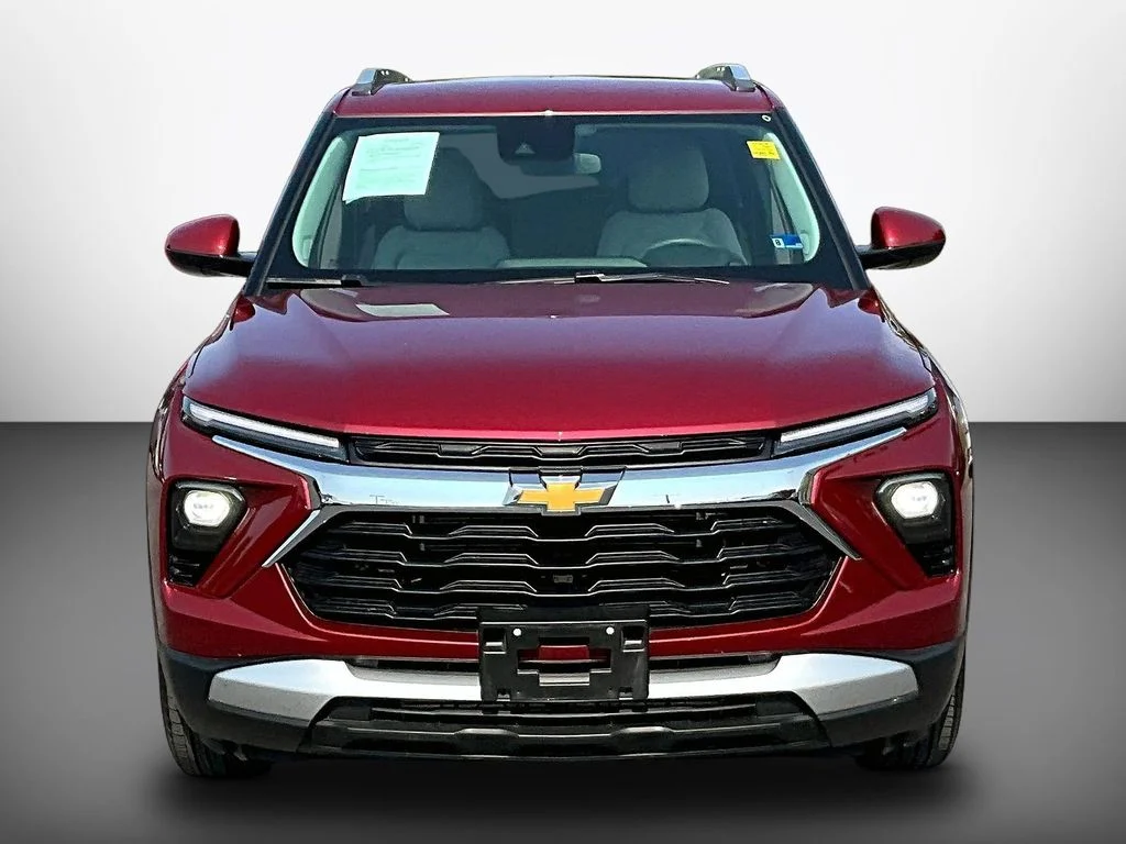 Used 2024 Crimson Chevrolet LT image 2