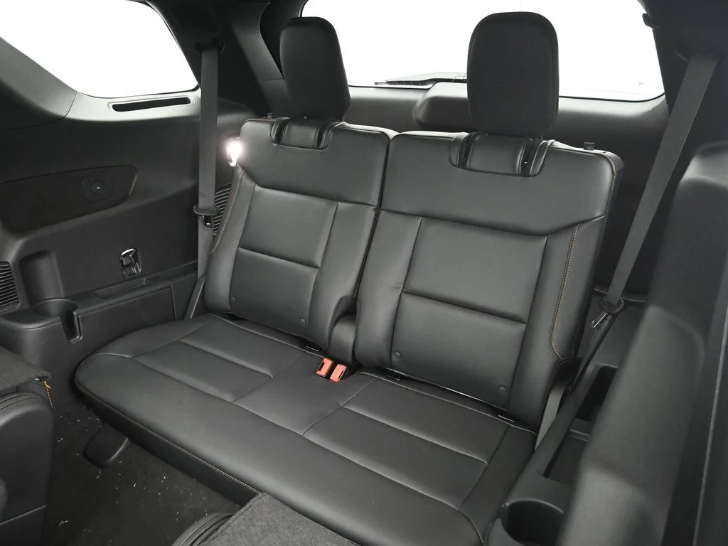 New 2026 Carbonized Gray Metallic Ford Tremor image 26