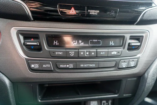 Used 2023 Gray Honda Sport image 33