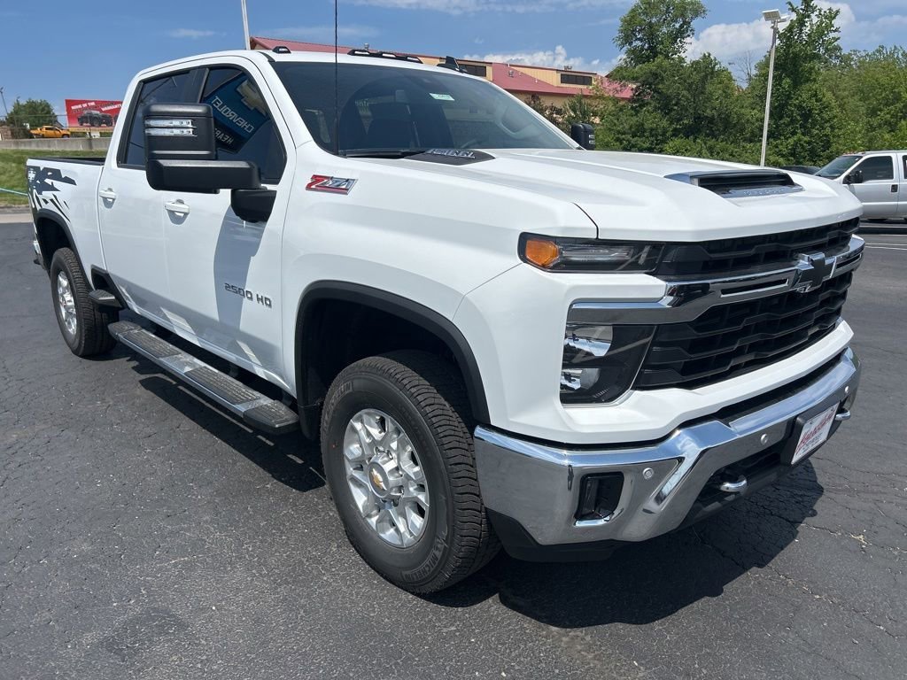 2026 Chevrolet Silverado 2500 HD LT - Photo 3