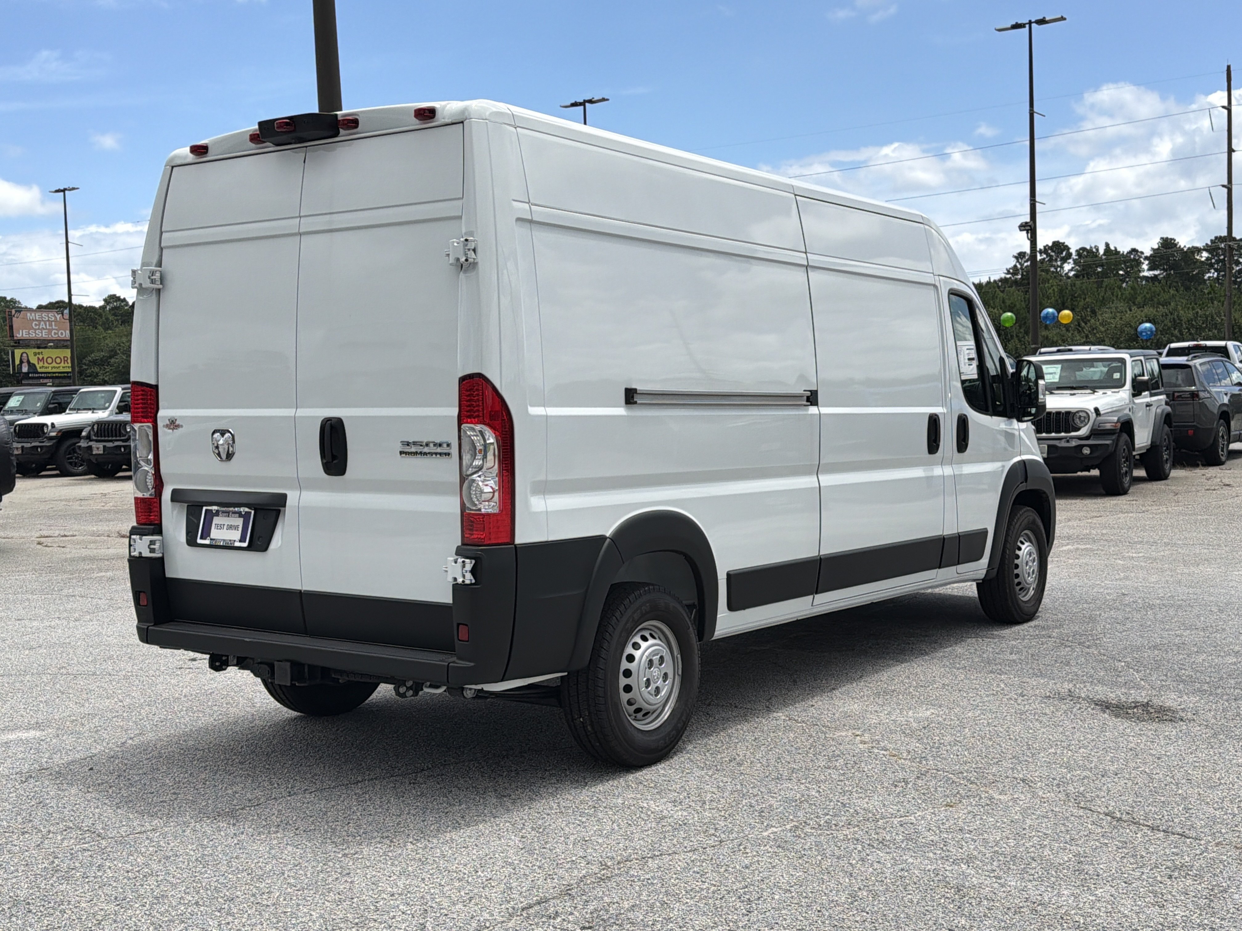 New 2026 Bright White Clearcoat RAM Tradesman image 8