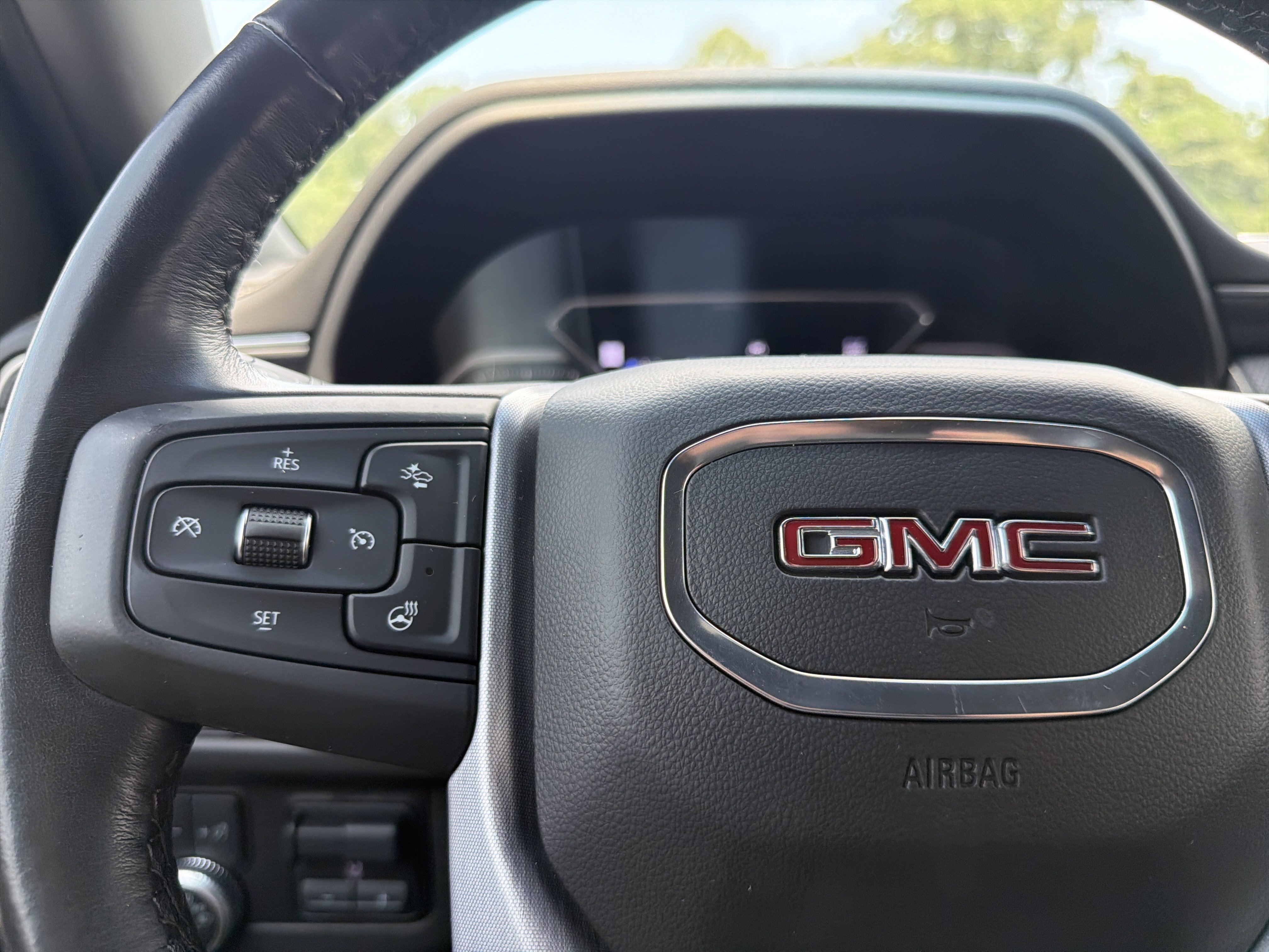 2021 GMC Yukon XL SLT - Photo 28