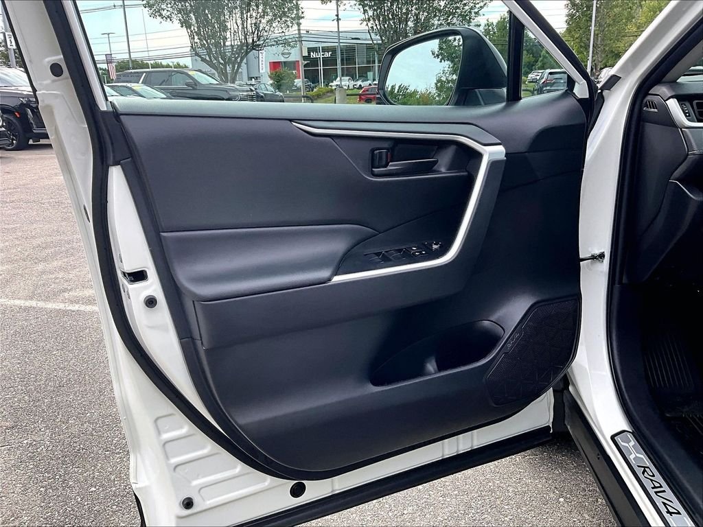 Used 2024 White Toyota LE image 9