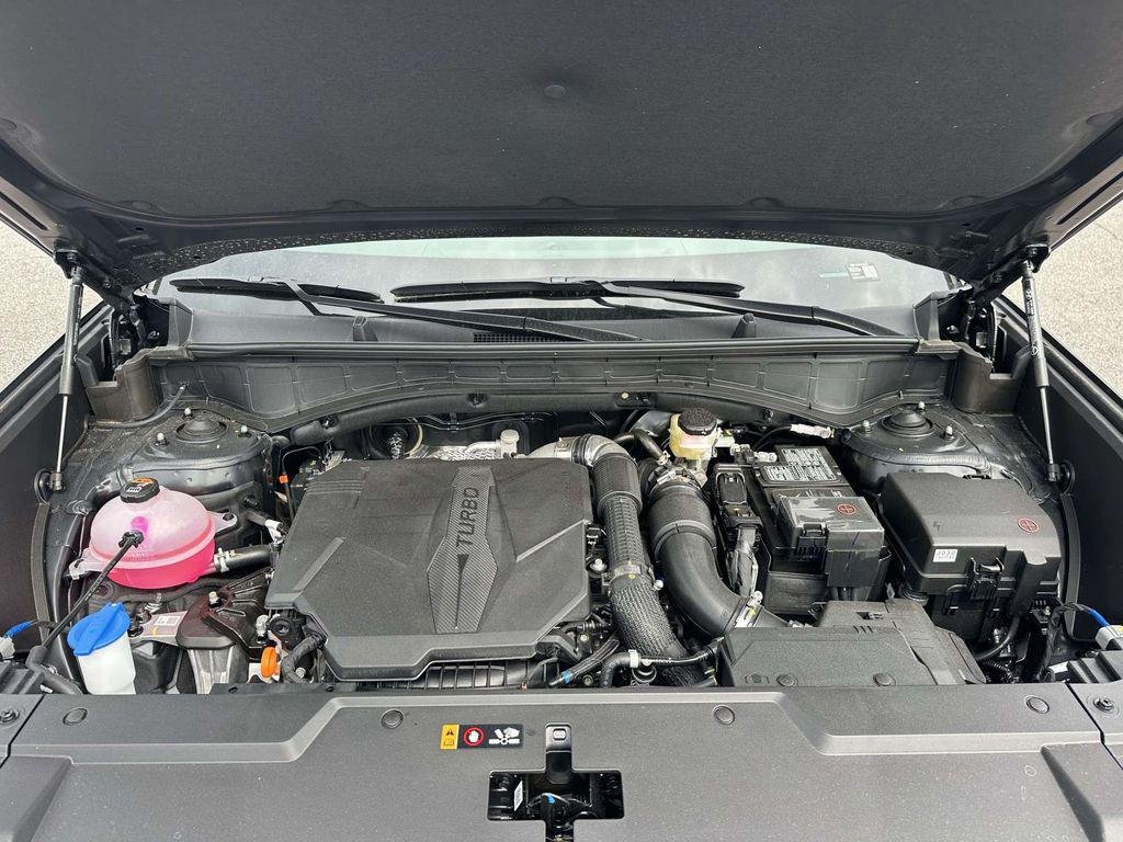 New 2026 Black Hyundai SEL AWD image 12