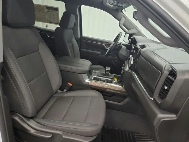 Used 2025 White Chevrolet RST image 42