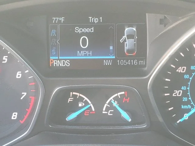 Used 2015 Red Ford Titanium image 12