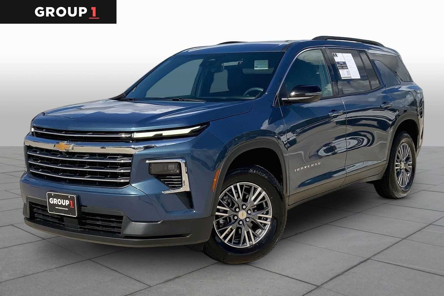 2026 Chevrolet Traverse FWD LT