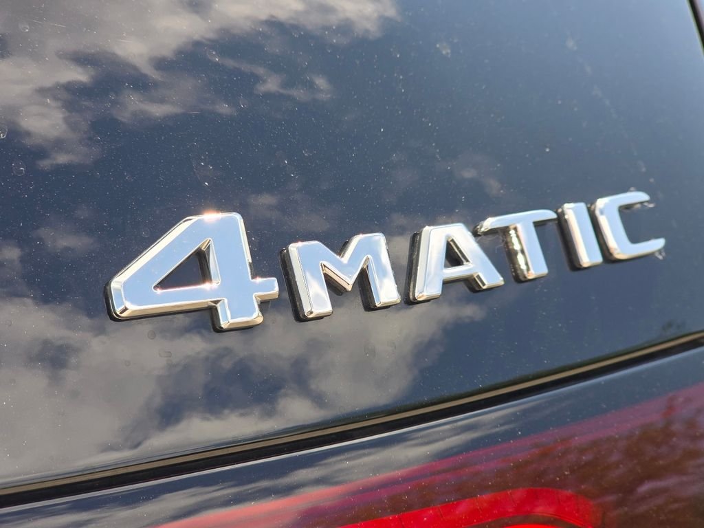Used 2026 Black Mercedes-Benz GLC 300 image 15