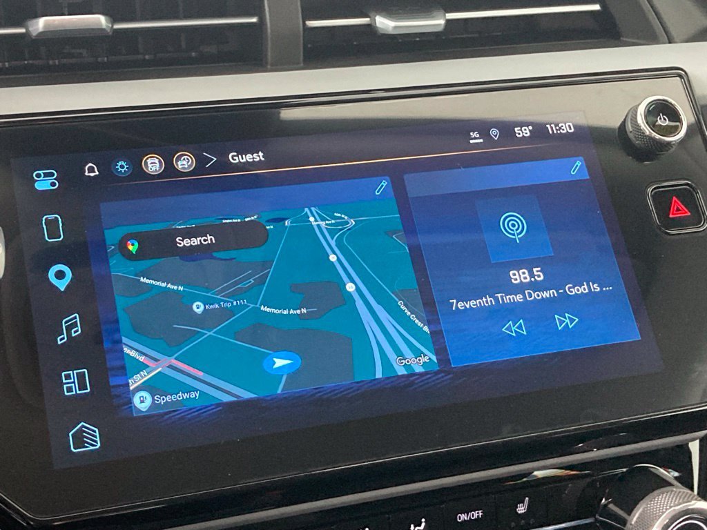 New 2027 Summit White Chevrolet LT image 3