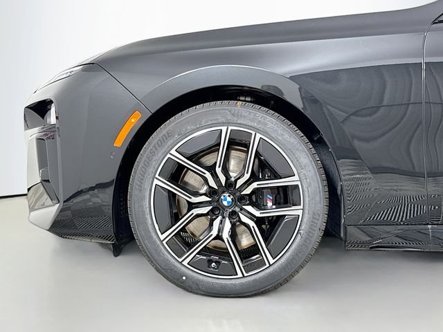 2025 BMW 7 Series 760i - Photo 34
