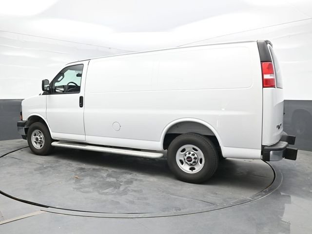 Used 2025 White GMC Work Van image 4