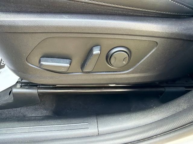 Used 2021 Silver Kia EX image 27