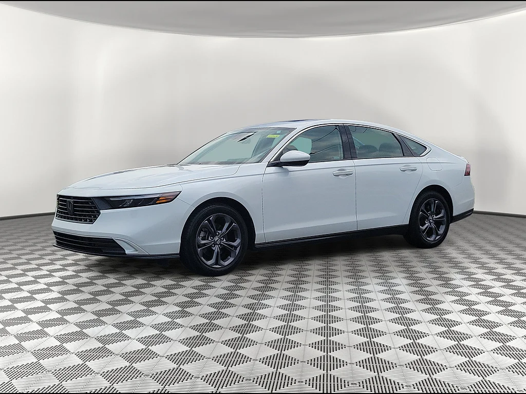 Certified Used 2023 Platinum White Pearl Honda EX image 2