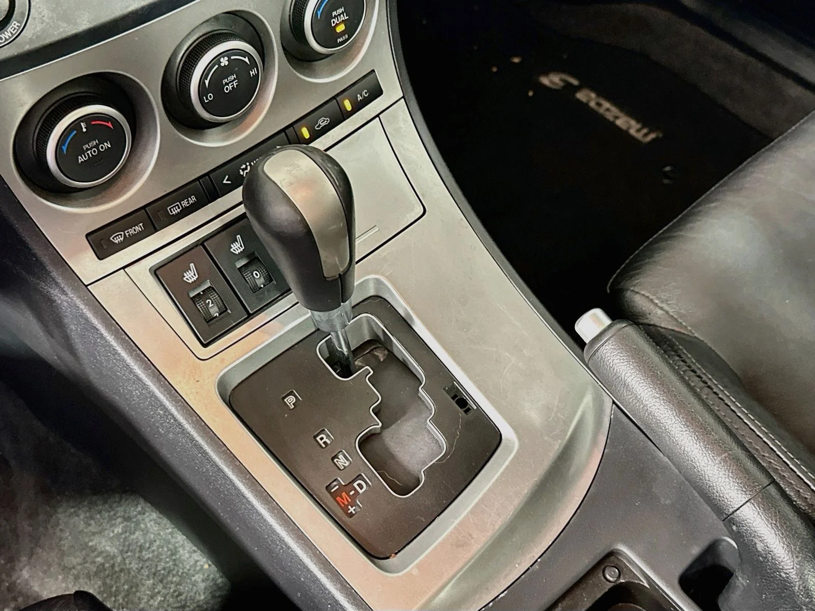 Used 2010 Graphite Mica Mazda s Grand Touring image 15