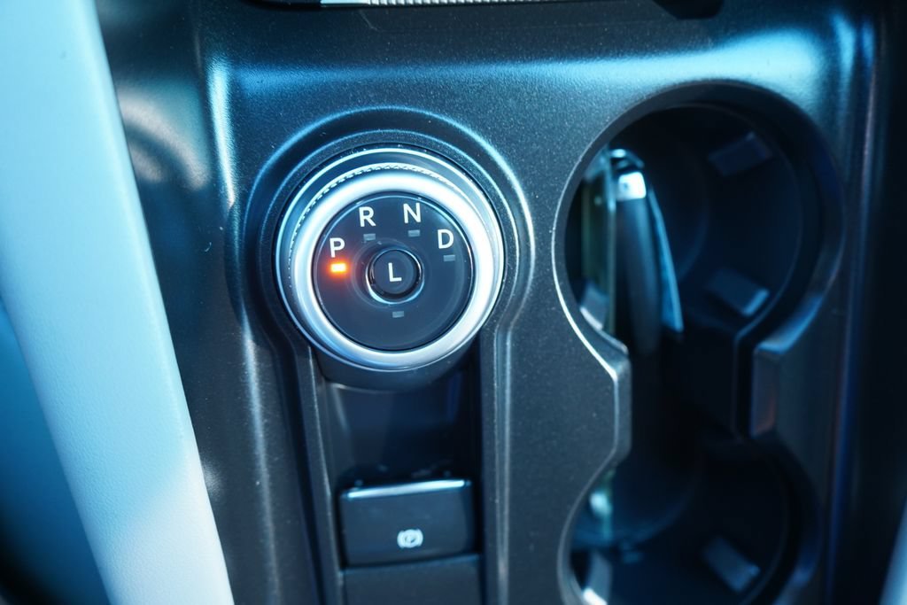 Used 2025  Ford Active image 37