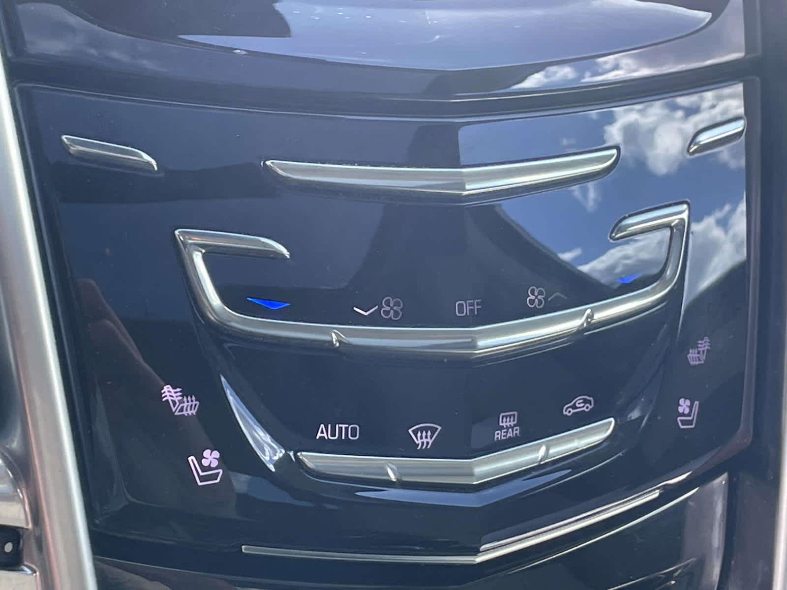 Used 2016 Platinum Ice Tricoat Cadillac Premium Collection image 34