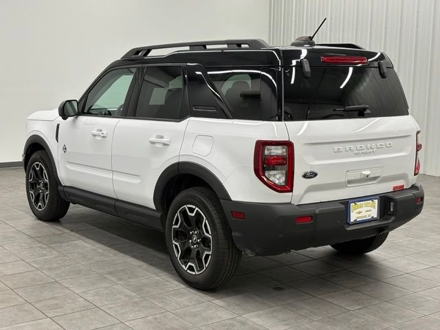 Used 2025 White Ford Outer Banks image 4