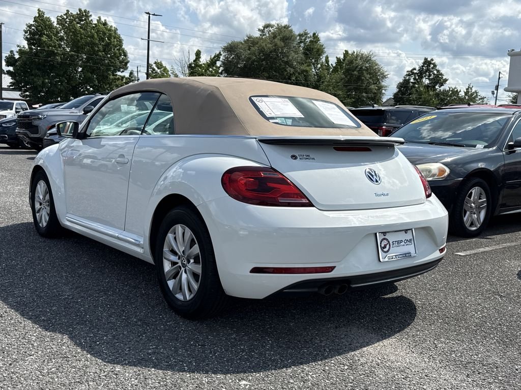 Used 2017 White Volkswagen 1.8T S image 5