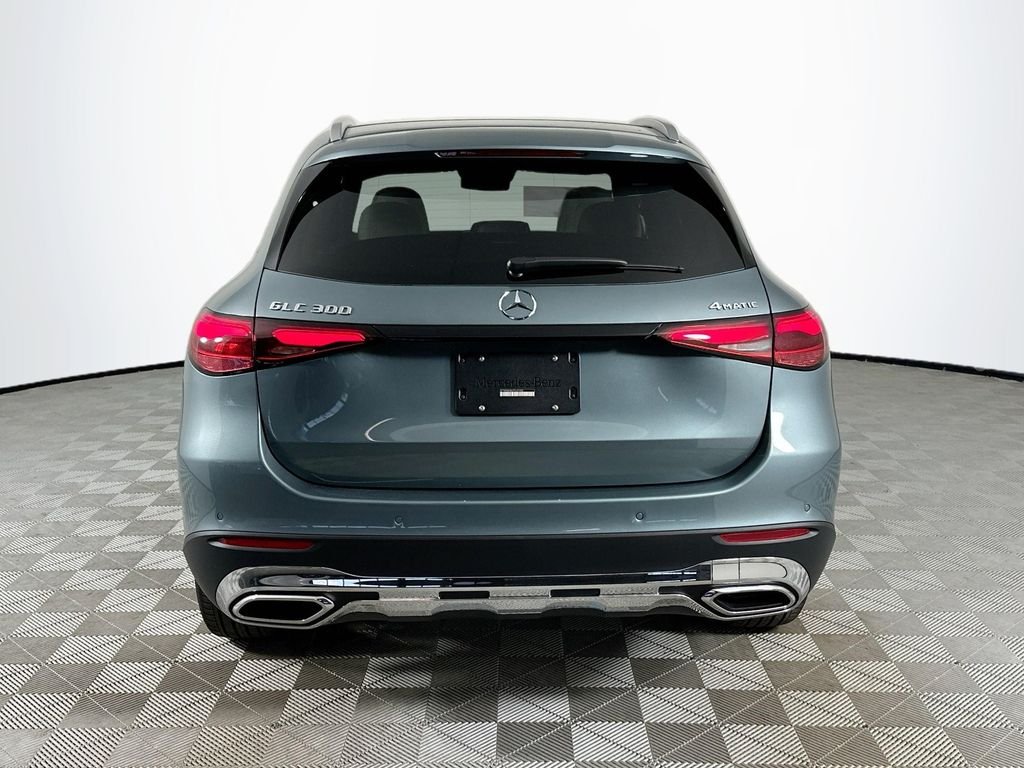 New 2026 Verde Silver Metallic Mercedes-Benz GLC 300 image 6