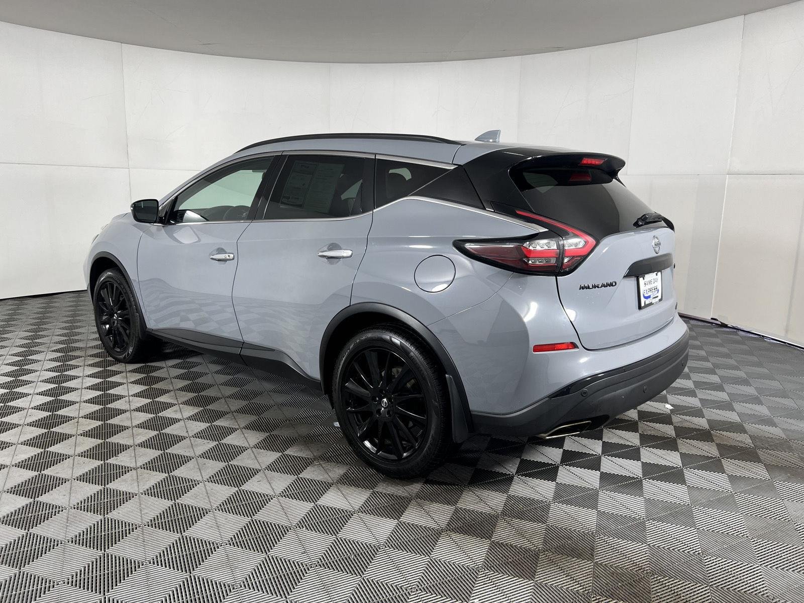 Used 2022 Boulder Gray Pearl Nissan SV image 6