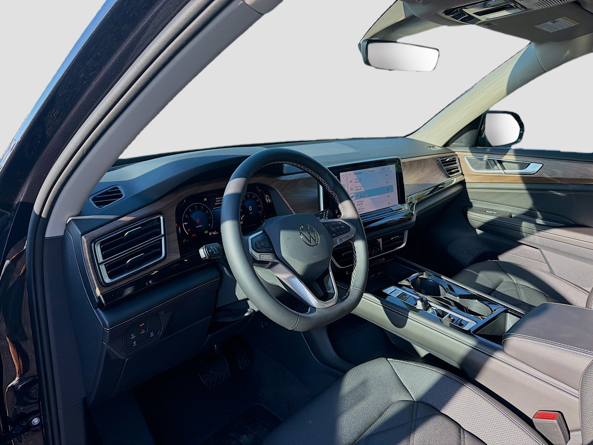 2026 Volkswagen Atlas SE w/Tech - Photo 9