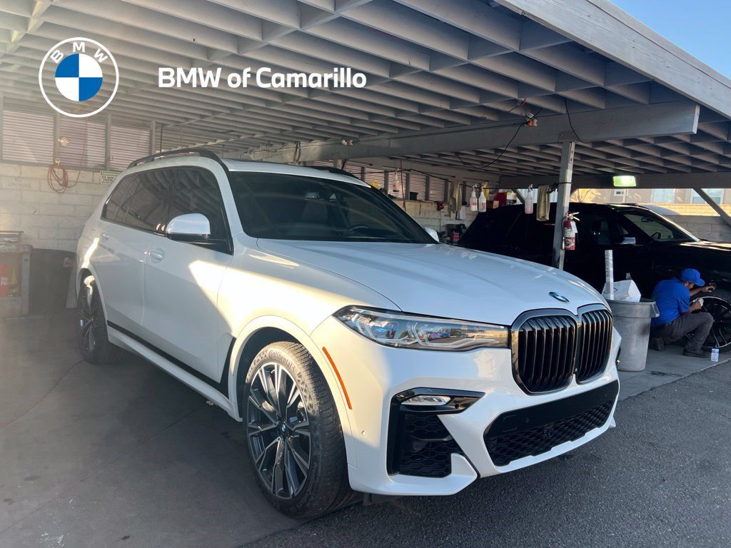 2022 BMW X7