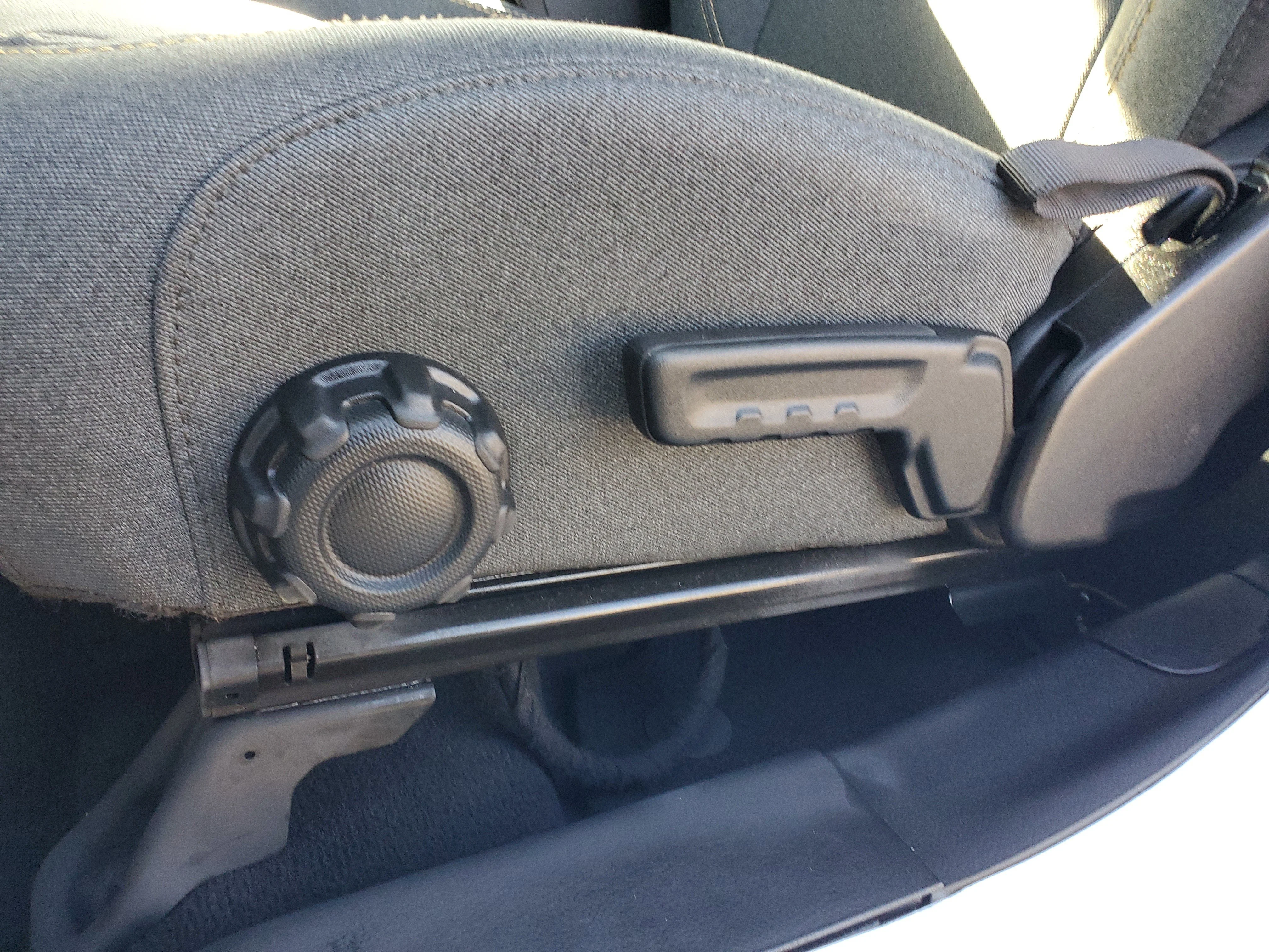 Certified Used 2026 White Jeep Sahara image 14