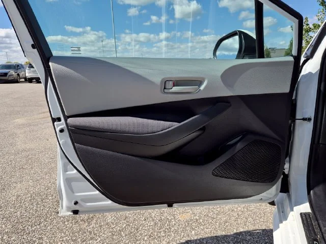 Certified Used 2022 White Toyota LE image 13