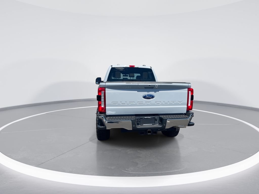 Used 2025 White Ford Lariat image 7