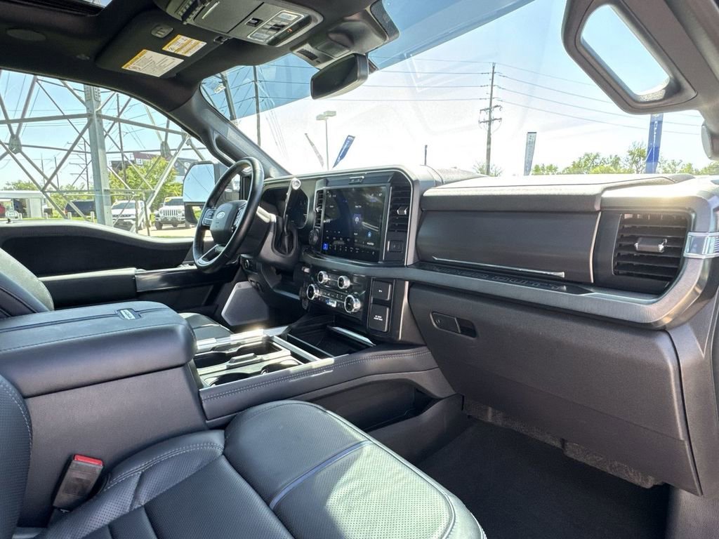 Used 2026  Ford XL image 31
