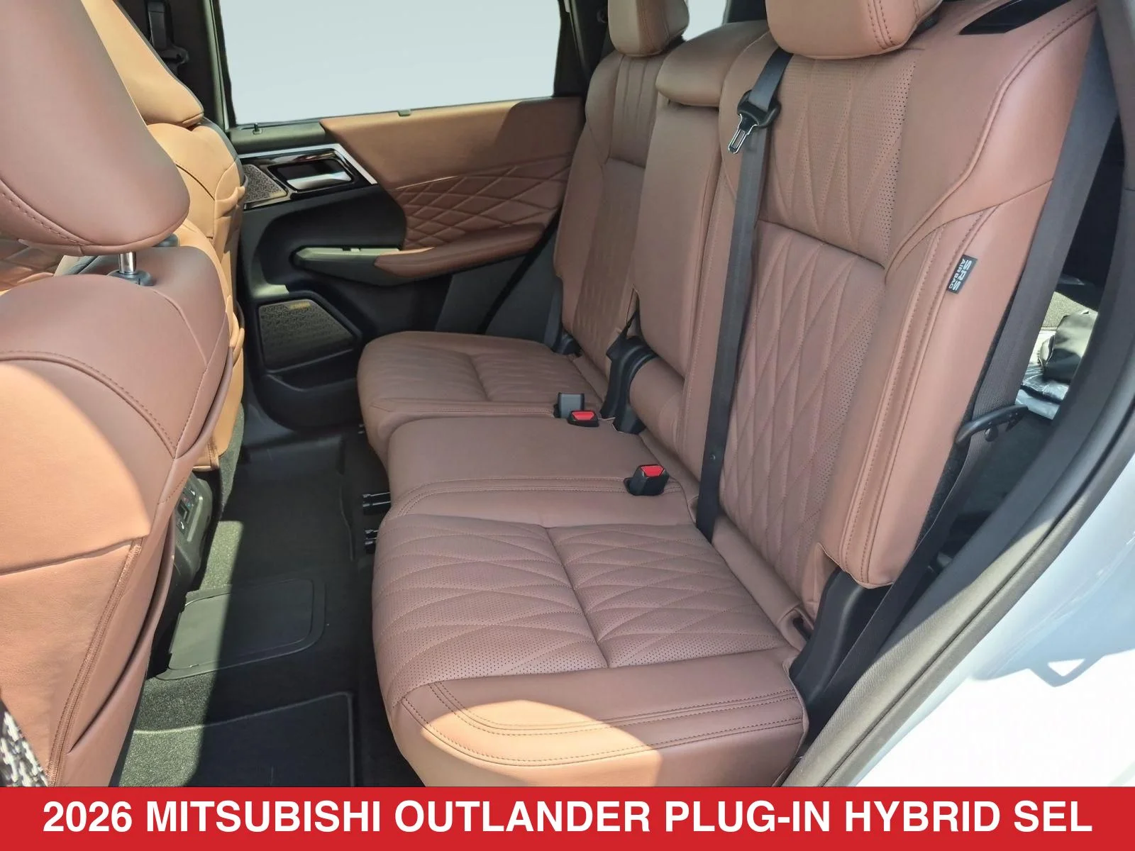 New 2026 White Mitsubishi SEL image 17