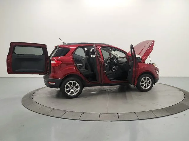 Used 2020 Red Ford SE image 16